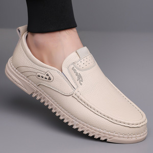Mocassins en cuir véritable pour hommes, bout rond, à enfiler, respirants, semelle en caoutchouc, chaussures décontractées de conduite pour le printemps - Product Image 3