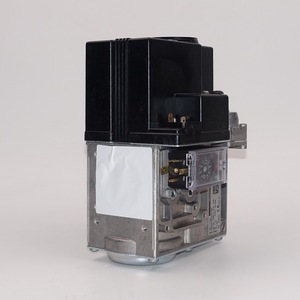 วาล์วควบคุมแก๊สแบบรวมชนิดเซอร์โว VR434VA50091000 ขนาดพอร์ต 1/2 นิ้ว สำหรับการผสมสารก่อนจ่าย - Product Image 2