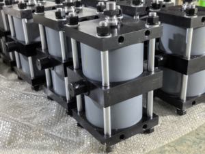 Cylindres pneumatiques refroidis par eau à haute stabilité, haute température, charge lourde, grand alésage, double action, pièces de cylindre pneumatique - Product Image 4