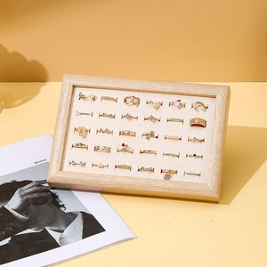 Organizador de Anillos de Madera para Montar en la Pared, Bandeja de Exhibición de Joyas de Terciopelo para el Hogar, Exhibición en Tiendas - Product Image 5