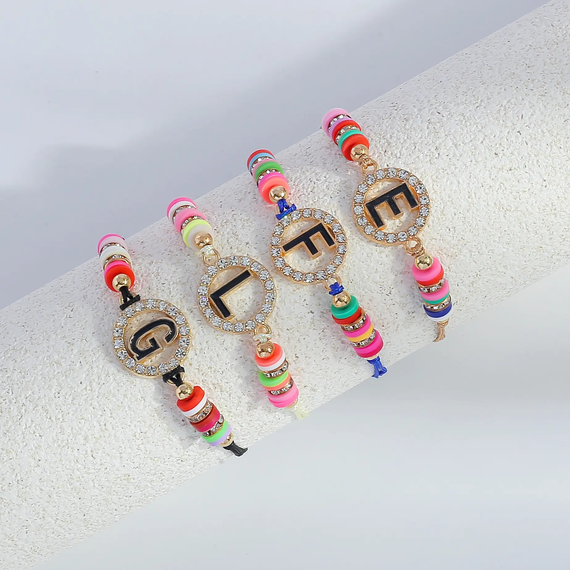 New Arrival Multicolor Enamel Letters Elastic Summer Beach Jewelry 26 Alphabets Rhinestone Drawstring Bangle Jewelry