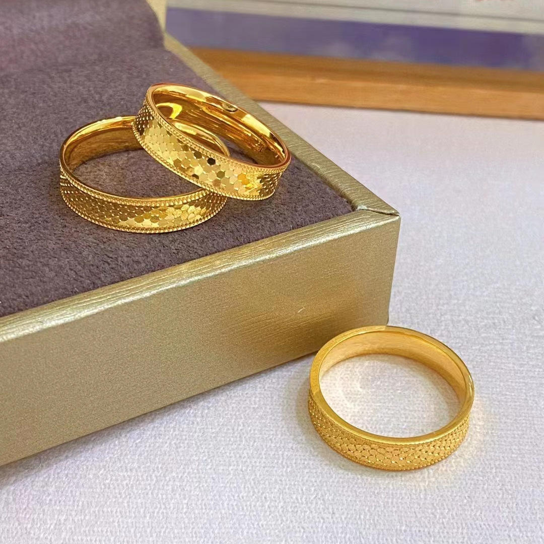 Best Selling 24K Pure Gold Rings Customizable Engagement