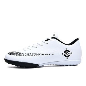 נעלי פוטסל אלסטיות שחורות לגמרי, נעלי כדורגל איכותיות, נעלי אימון לקבוצות לכל עונות השנה - Product Image 2