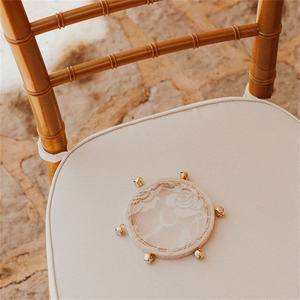 Venta al por mayor Simple nupcial Handbell joyería vestido <span class=keywords><strong>de</strong></span> <span class=keywords><strong>novia</strong></span> fotografía Prop - Product Image 4