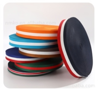 Ceinture tissée en polyester tricolore du fabricant – Accessoire de mode polyvalent pour vêtements et bagages, avec motif imprimé et attache pour médaille