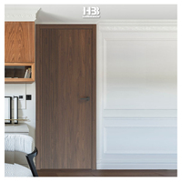 Porte intérieure battante en bois massif fini, moderne et étanche pour appartement, hôtel, villa, chambre et salle de bain