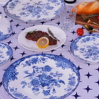 Offre Spéciale assiette en porcelaine bleu et blanc assiette de présentation en céramique ensemble de vaisselle en porcelaine fine pour le désherbage et la location et la fête