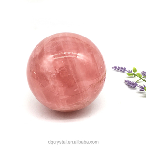 Grande Formato di Roccia Naturale <span class=keywords><strong>Rosa</strong></span> Sfera di Cristallo Di Quarzo <span class=keywords><strong>Rosa</strong></span> Sfera Di Cristallo Per La Decorazione - Product Image 3