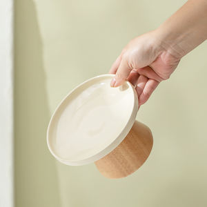 2024 gros fendu céramique bois bol <span class=keywords><strong>pour</strong></span> animaux de compagnie surélevé incliné anti-dérapant bol <span class=keywords><strong>chat</strong></span> chien nourriture bol en céramique avec support en bois - Product Image 4