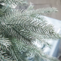 Beflockter Künstlicher Weihnachtsbaum Schneebedeckte Realistische Kiefernnadeln Faltbarer Ständer Innenbereich Feiertagsheim Weihnachtsdekoration