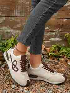 Baskets rétro confortables pour femme, à lacets, avec empiècements brodés, semelle souple en gelée, polyvalentes, décontractées, pour le quotidien - Product Image 5