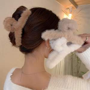 Pince à cheveux élégante en peluche de 11 cm, design raffiné, avec carte de présentation, pinces à cheveux tendance pour filles et femmes - Product Image 5