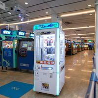 Joymax Toptan Jetonlu Eğlence Merkezi Altın Anahtarlı Oyuncak Makinesi Mini 9 Delikli Anahtar Ustası Pençe Vinç