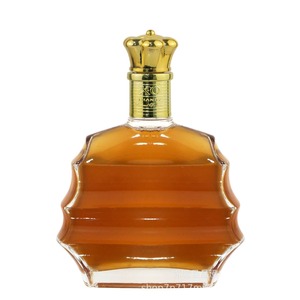 Bouteille en verre transparente épaisse <span class=keywords><strong>de</strong></span> 700 ml pour spiritueux XO, vin rouge, liqueur étrangère, spiritueux blanc, forme plate, motif grain d'eau, couronne - Product Image 5