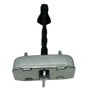 อะไหล่<span class=keywords><strong>รถ</strong></span>ยนต์ บานพับกันกระแทก ตัวหยุดประตูหน้า 6861002180 68610-02180 สำหรับ<span class=keywords><strong>รถ</strong></span>ยนต์โตโยต้า โคโรลล่า ZRE152 ปี 2007-2013 - Product Image 3