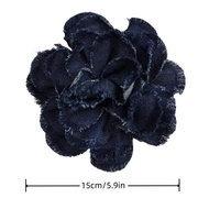 Vente en gros de 15cm patchs en denim bleu avec fleur brodée et dentelle Broche à coudre à la main Décorations de vêtement