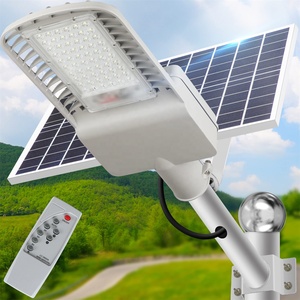 ไฟถนนโซลาร์เซลล์ LED ควบคุมระยะไกล 1000W เปิด-ปิดอัตโนมัติ กันน้ำ IP65 สำหรับไฟส่องสว่างลานจอดรถกลางแจ้ง - Product Image 1