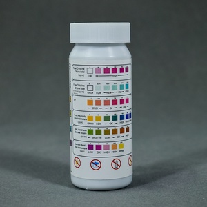 Testeur de qualité de l'eau de piscine 6-en-1 pour la détermination du chlore total, du <span class=keywords><strong>pH</strong></span>, du chlore résiduel et de l'alcalinité totale - Product Image 4
