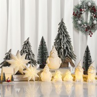Lampe LED creuse en porcelaine blanche mate, figurine de Noël, pour décoration de table intérieure et aménagement d'ambiance festive