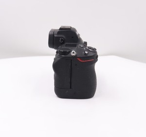 กล้องมิเรอร์เลส Nikon Z7 ของแท้ ขายส่ง ความละเอียด 45.7MP ถ่ายวิดีโอ 4K พร้อมระบบกันสั่นภาพ มือสอง - Product Image 4