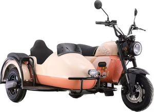 Tricycle adulte à trois roues de haute qualité, best-seller, carrosserie fermée, moteur arrière 2000W, véhicule 72V, autonomie 60 km - Product Image 2