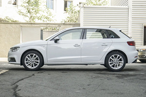 <span class=keywords><strong>Audi</strong></span> <span class=keywords><strong>A3</strong></span> <span class=keywords><strong>2020</strong></span> de <span class=keywords><strong>Segunda</strong></span> <span class=keywords><strong>Mano</strong></span> en Oferta, Bajo Kilometraje, Volante a la Izquierda, Auto Compacto de Lujo Usado - Product Image 2