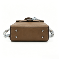 Sac à main de luxe personnalisé XIUQUAN en cuir véritable avec fermoir, petit sac léger avec foulard en soie et étiquette, pour femme