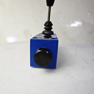 วาล์วควบคุมทิศทางไฮดรอลิก Rexroth รุ่น 4WMM R983030728 4WMM6J6X-IN002 แรงดัน 315 บาร์ อัตราการไหล 20 แกลลอนต่อนาที สีฟ้า - Product Image 4