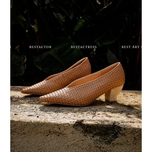 Chaussures simples en tricot pour femmes, à talon moyen épais, en cuir, à bout carré, à ouverture fine, style rétro - Product Image 1