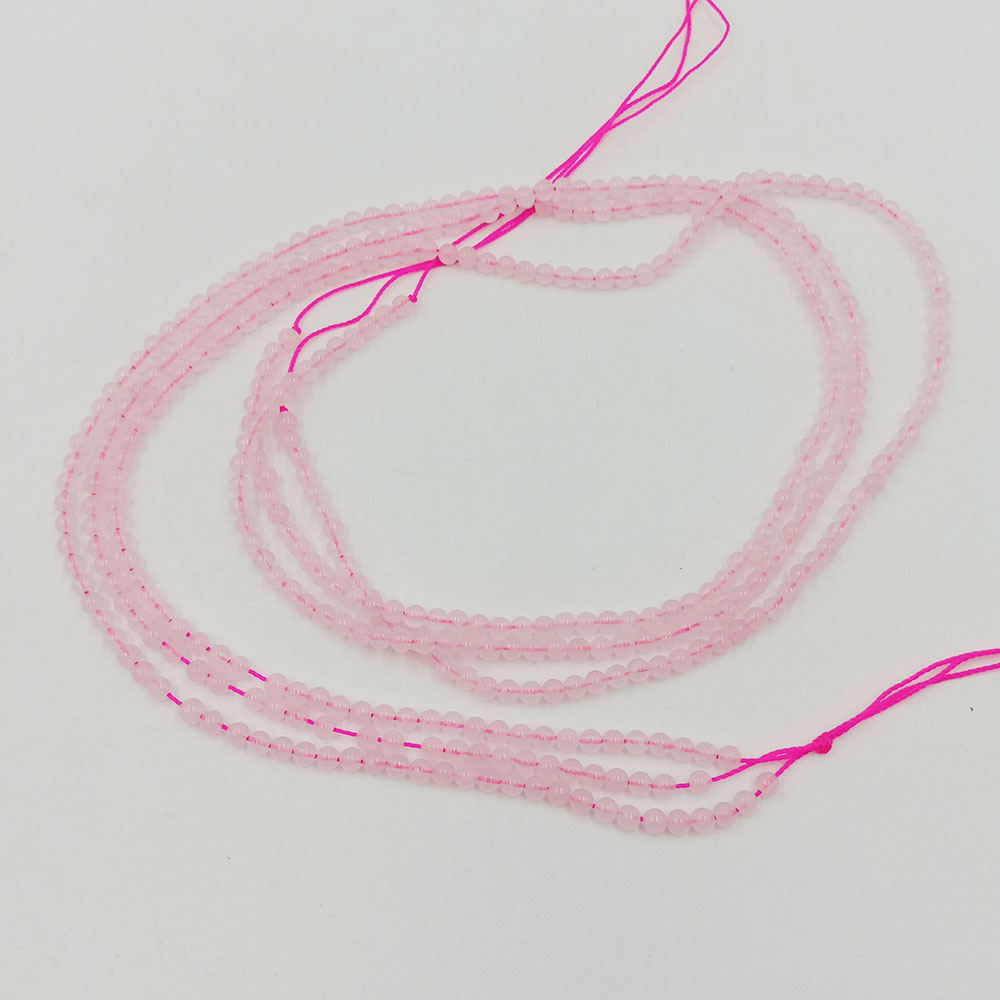 6. Cristallo rosa chiaro