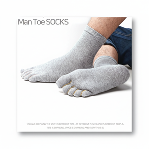 Calzini da uomo e donna avvolti singolarmente in plastica per comodità e igiene - Product Image 1