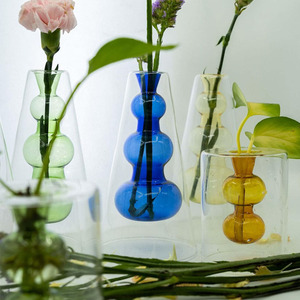 <span class=keywords><strong>Vase</strong></span> à fleur unique en <span class=keywords><strong>verre</strong></span> à double paroi <span class=keywords><strong>soufflé</strong></span> à la main de couleur bleue <span class=keywords><strong>Vase</strong></span> à bouteille d'aromathérapie pour la décoration de table de restaurant à la maison - Product Image 3