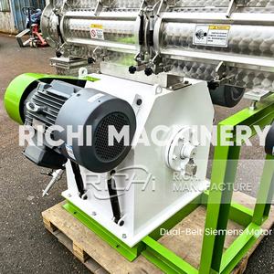 Macchina Automatica Elettrica Personalizzata RICHI per la Produzione di Pellet per Mangimi di Pecore, Polli, Conigli e Suini - Product Image 3