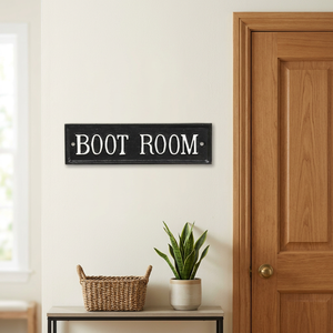 Letrero Metálico Rectangular Negro para Cuarto de Botas, Placa de Pared Rústica Vintage para Entrada, Decoración del Hogar, Personalizable y Duradera - Product Image 1