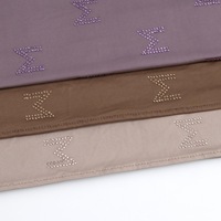 Zifeng OEM Nouvelle Écharpe Hijab en Jersey Liquide Premium M Hot Diamond, Tendance, Style Musulman Dubaï Arabe Moyen-Orient