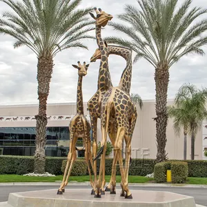 Estátua de bronze de decoração de jardim, escultura de metal de girafa