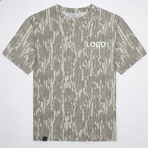 Maglietta da Pesca Personalizzata Traspirante e Confortevole, T-Shirt Vintage a Maniche Corte con Stampa Camo Bottomland, Abbigliamento da Caccia - Product Image 1