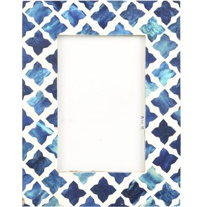 Personnalisé Belle qualité artisanale belle os en bois et incrustation de résine cadre photo pour la décoration de l'Inde. - Product Image 1