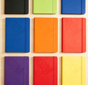 Agenda 2026 Personalizada con Tapa Dura de Tela, Diario de Lino con Bolsillo, Cuaderno Encuadernado con Portaplumas y Cierre Elástico - Product Image 2