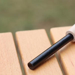 Kit de démarrage de feu de survie en plein air portable, durable et léger, manche en bois, silex, acier, tige de magnésium pour le camping en milieu sauvage - Product Image 3