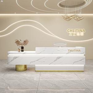 Bancone Reception Moderno in Legno su Misura di Alta Qualità per Uso Commerciale in Ospedali, Hotel, Palestre, Edifici per Uffici e Centri Commerciali - Product Image 4