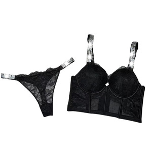 Conjunto de lencería sexy transparente de <span class=keywords><strong>encaje</strong></span> tejido de <span class=keywords><strong>Victoria</strong></span>, con tanga transpirable, sujetador con volantes y bragas bordadas secretas para mujer - Product Image 6