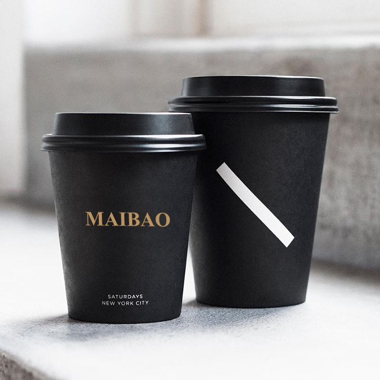 tazze da caffè con coperchio