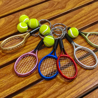 Porte-clés Mini Balle de Tennis en Gros, en Plastique Durable, Souvenir Sportif, Cadeaux Promotionnels pour Couples, Pendentif de Voiture Tendance