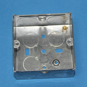 Boîte de jonction électrique en métal galvanisé conforme à la norme BS 4662 - Product Image 3