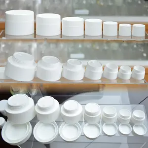 Pots en plastique PP personnalisés 3ml 5ml 10ml 15ml 30ml 50ml 80ml pots de crème cosmétique pour la crème pour la peau
