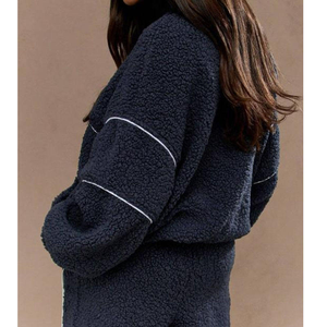 ชุดเซ็ตแฟชั่นลำลองสำหรับผู้หญิง เสื้อฮู้ดแขนยาว + กางเกงคาร์โกเอวสูง ชุดสองชิ้นสำหรับฤดูใบไม้ร่วงและฤดูหนาว ผ้าเชอร์ปา - Product Image 4