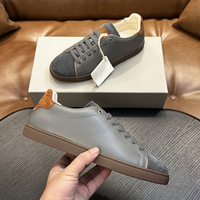 Chaussures de sport en daim pour hommes, design contrasté, semelle en caoutchouc antidérapante, luxe