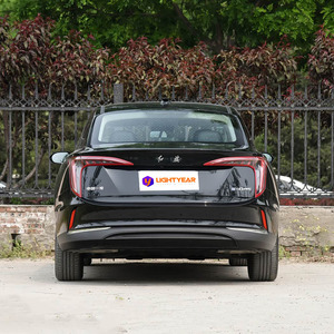 Moderno Hongqi <span class=keywords><strong>E</strong></span> QM5 Premium, Sedán Familiar Eléctrico Puro con Cabina Espaciosa para Flotas de Taxis y Uso Privado - Product Image 2