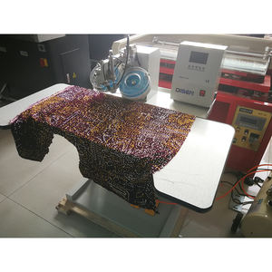 S201 Cantidad Hot Fix Máquina de diamantes de imitación Máquina de plantilla de diamantes de imitación ultrasónica Máquina de ajuste de diamantes de imitación para tela - Product Image 2